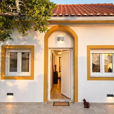 Casa De Mel - *
